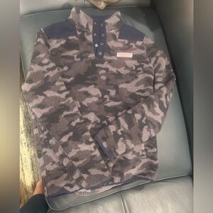 Vineyard Vines camo sweatshirt